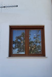 ICRA SC107 finestra con veneziana ispezionabile